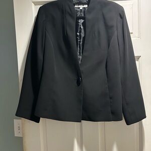 Jones Studio Classic Black Blazer